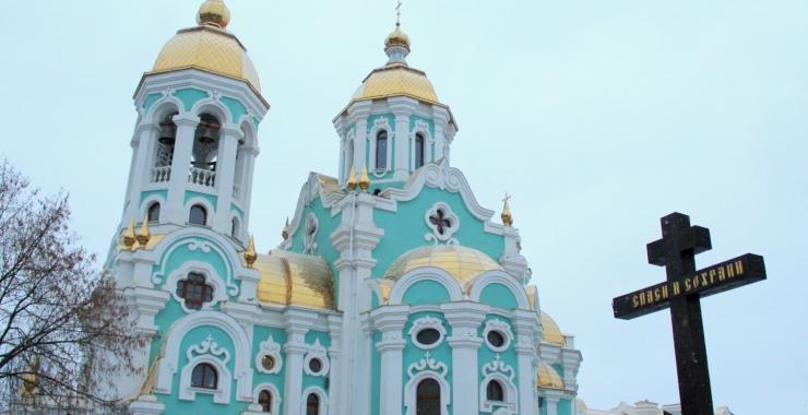Пасха в Харькове: когда святить куличи и когда пройдут службы
