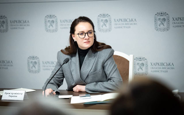 Кабмин выделил более 4,06 млрд грн на поддержку прифронтовых общин и дорог после выездного заседания в Харькове (фото)