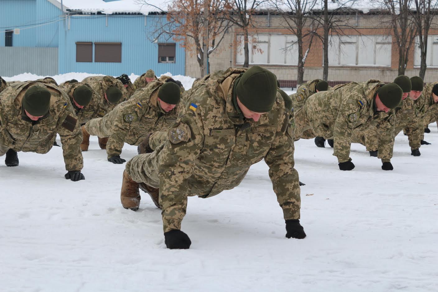 Областной военкомат провел флешмоб (фото)