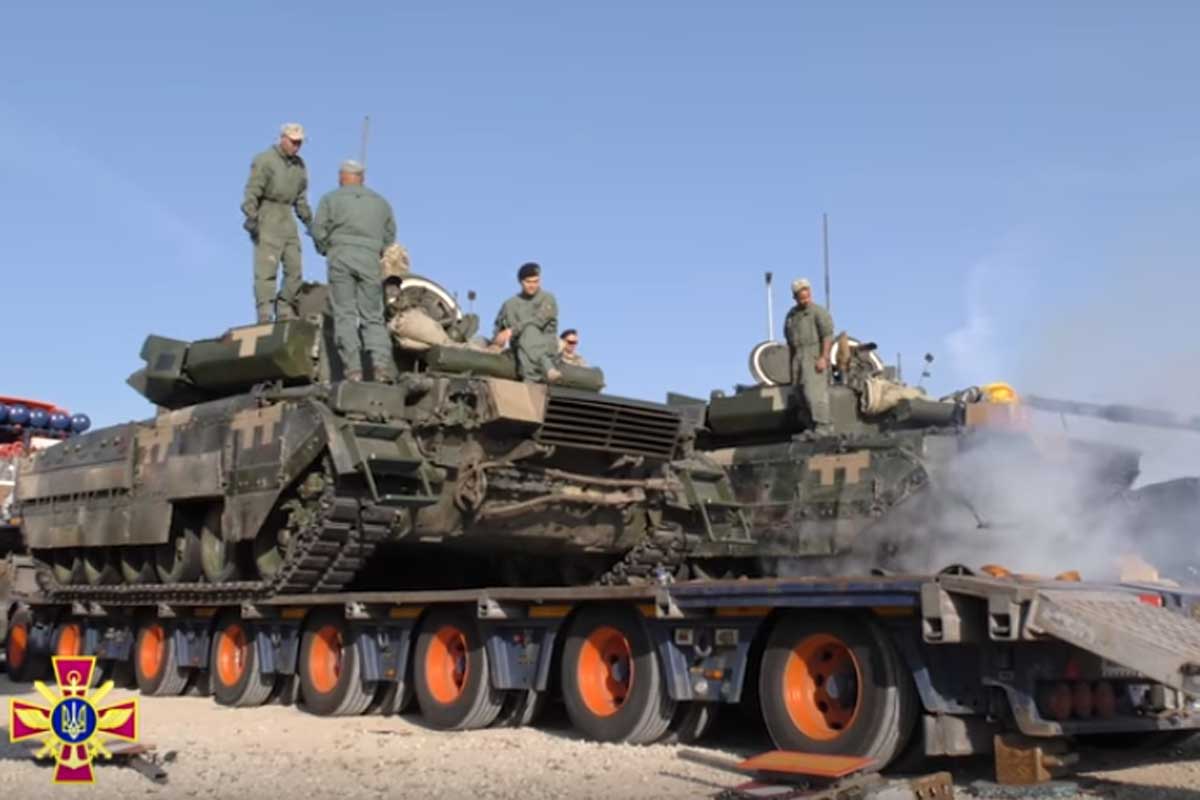 Харьковские танки поехали в Германию (видео)