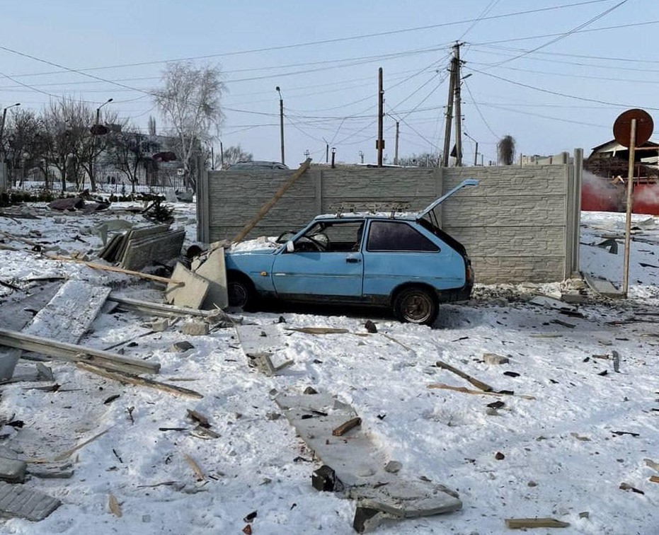 Как выглядит Чугуев после обстрела: фото