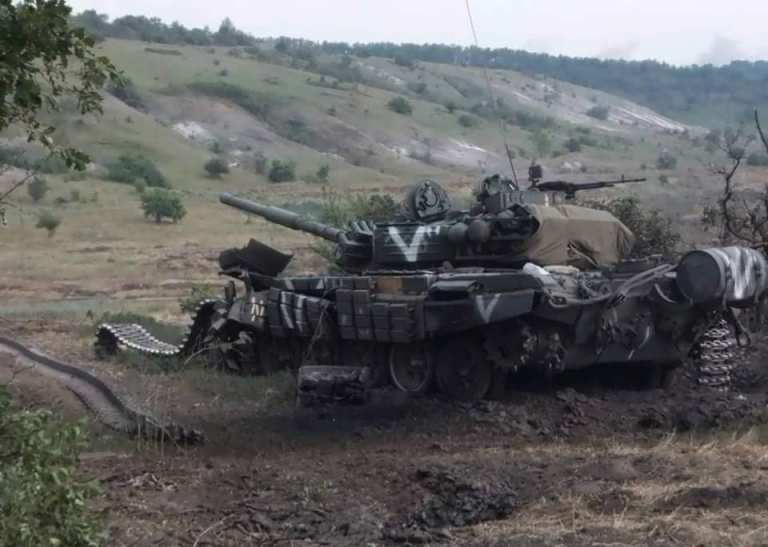 Армія РФ обстріляла передмістя Харкова з танків та мінометів