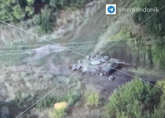 У Харківській області знищено російські танки (відео)