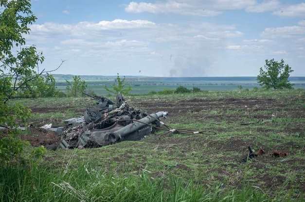 На Изюмском направлении идут бои. В городе оккупанты ввели комендантский час