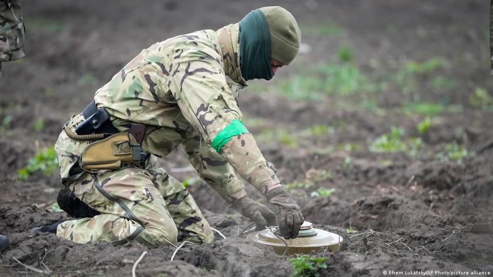 Харьковские заводы разрабатывают машины для саперов