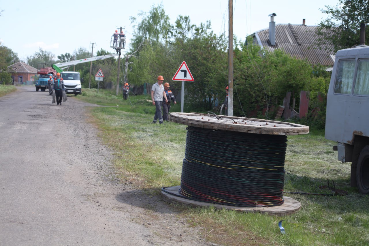 У Харківській області повернули світло в село-привид, де залишилася тільки одна сім'я