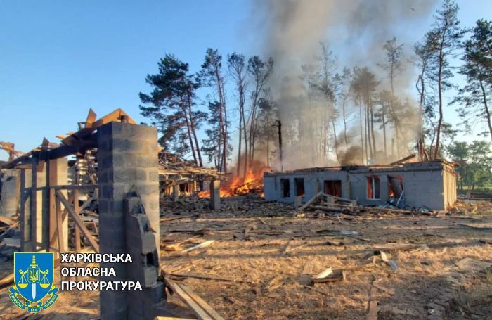 РФ ударила еще по одной базе отдыха в Харьковской области