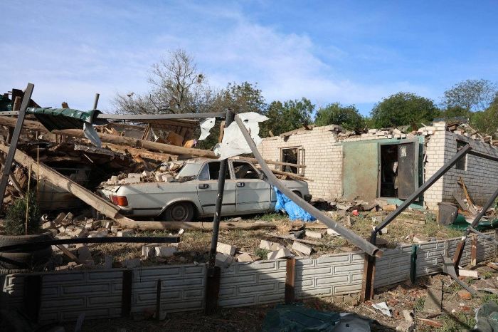 У Куп'янську одна бомба розбила понад 10 будинків (фото)
