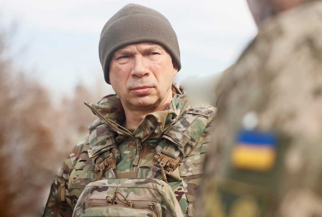 Сырский заявил, что россияне застряли в Волчанске