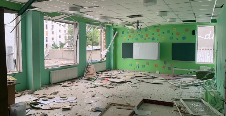 Разрушенную авиаударом школу Бойко в Харькове планируют восстановить