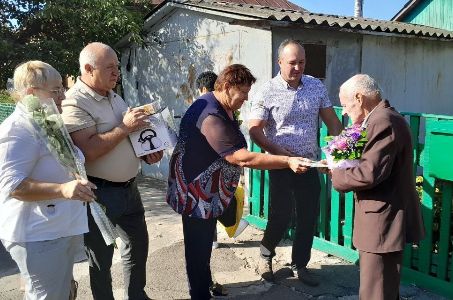 Поздравление 100-летнего юбиляра