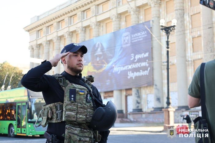 Поліцейський на вулиці Харкова