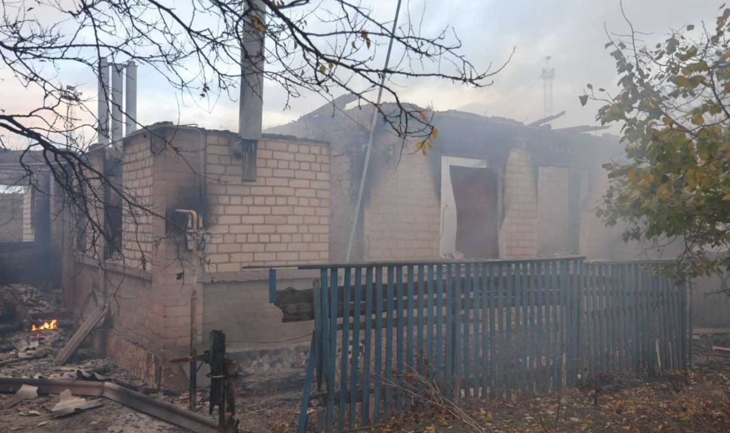 БПЛА в автомобіль, обстріл ферми та 13 атак. Доба війни в Харківській області