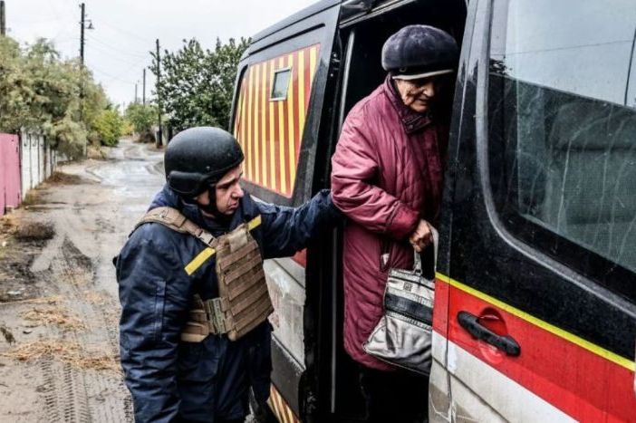 Понад 8 тисяч людей потрібно евакуювати з районів Куп'янська та Борової