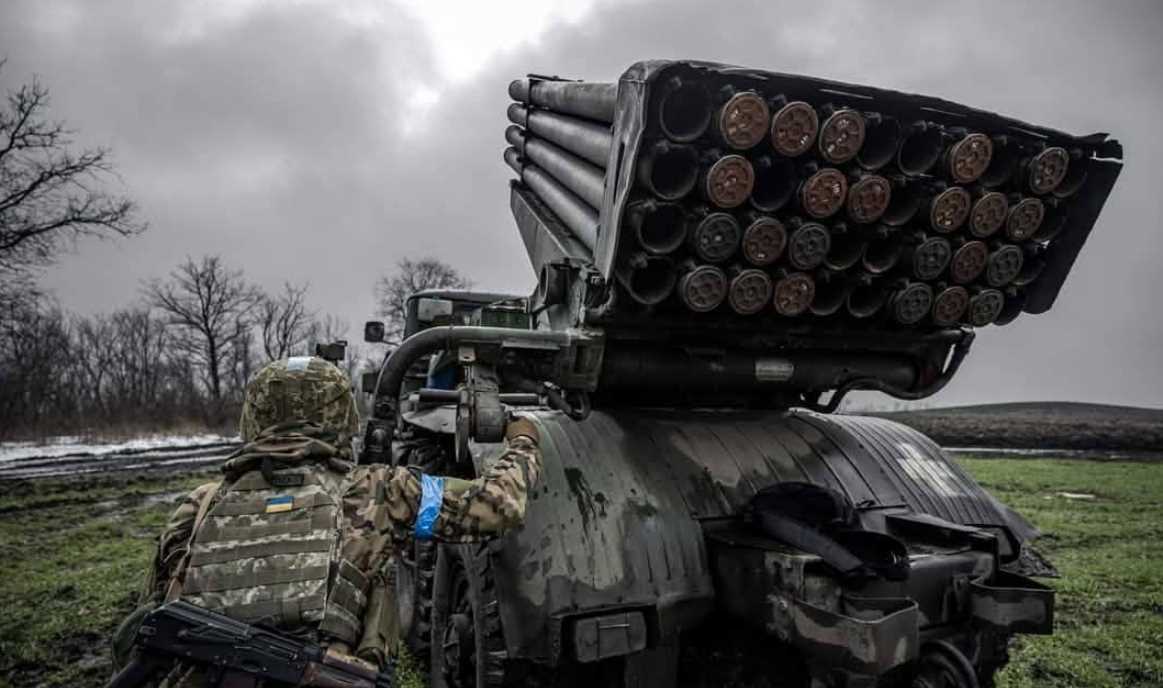 В Харьковской области идут 5 боев