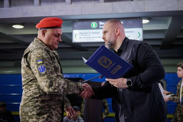 Синегубов поздравил 92-ю бригаду с 25-летием