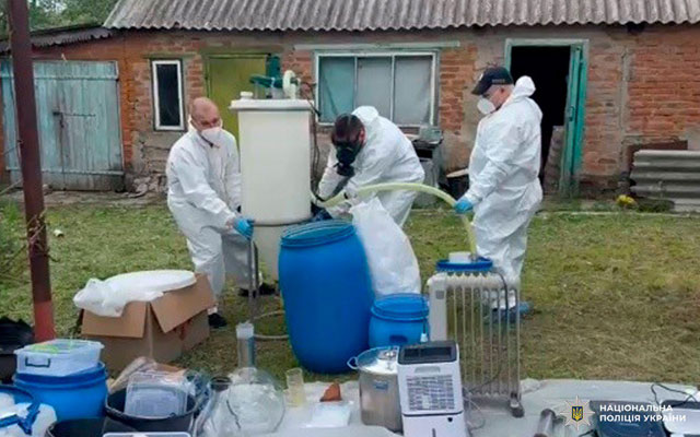 В Харьковской области ликвидировали нарколабораторию (видео)