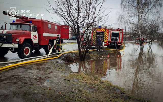 Масштабный паводок на Харьковщине: ГСЧС работает в 6 районах области