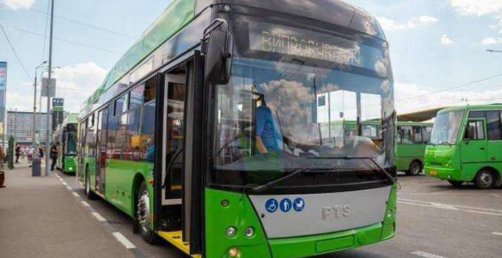 В Харькове 25 февраля остановят троллейбус №25 из-за удаления аварийных деревьев