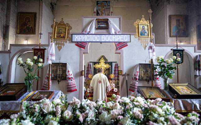 Игорь Терехов и Олег Синегубов поздравили харьковчан со светлым праздником Пасхи