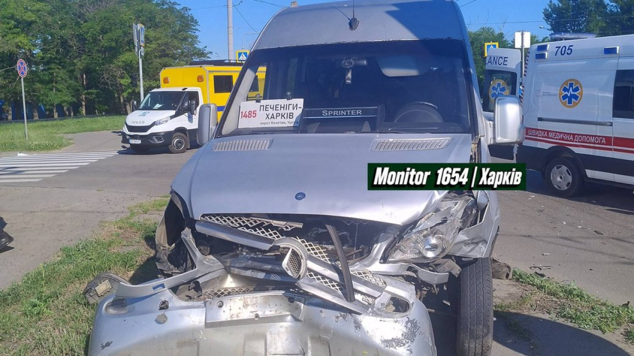 В Харькове - ДТП с рейсовым автобусом, пострадали трое маленьких детей