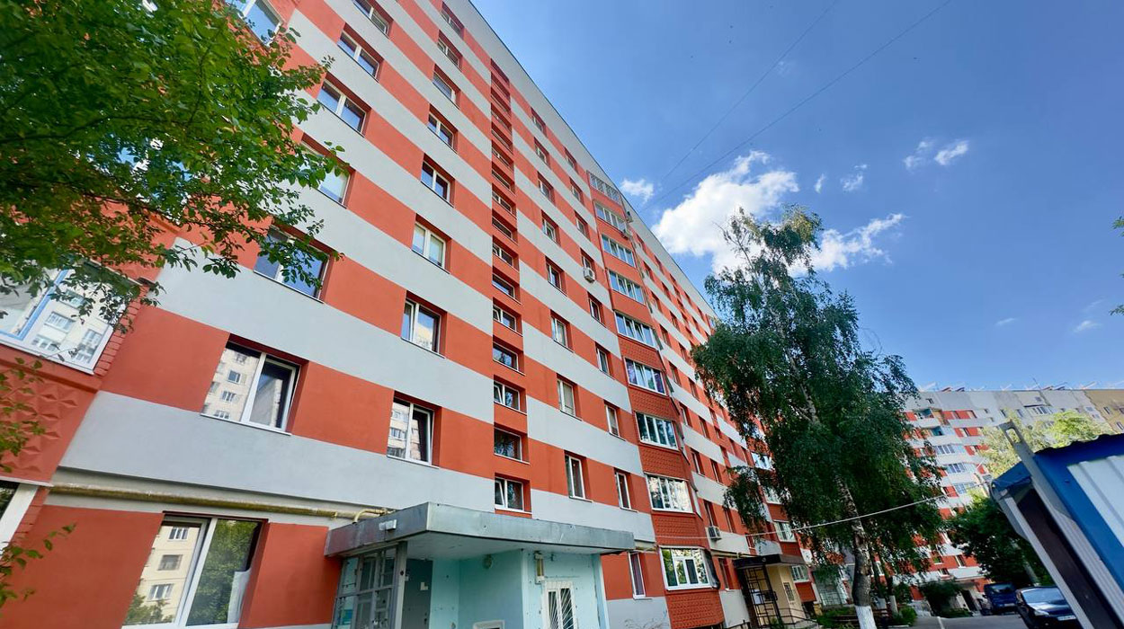 В Харькове ремонтируют дом на Леся Сердюка