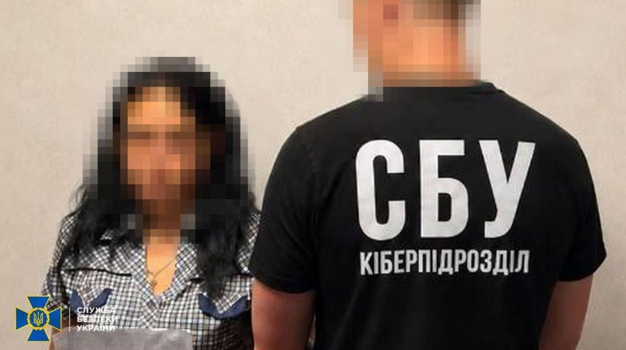 Харьковские сотрудники СБУ задержали женщину, которая собирала секретную информацию для россиян