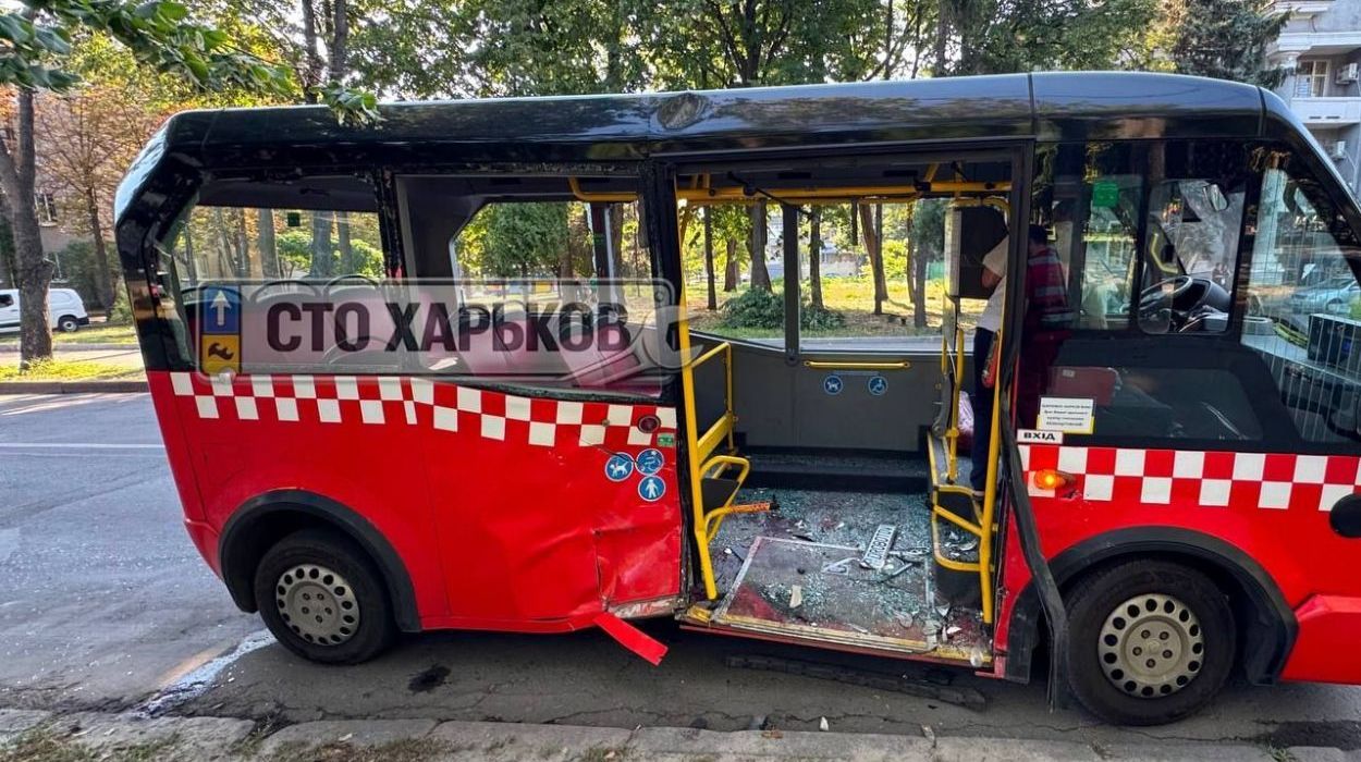 На ХТЗ – авария с участием автобуса (фото)