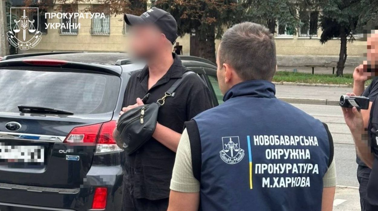 В Харькове бывший сотрудник ТЦК требовал 4500 долларов США у военнообязанного