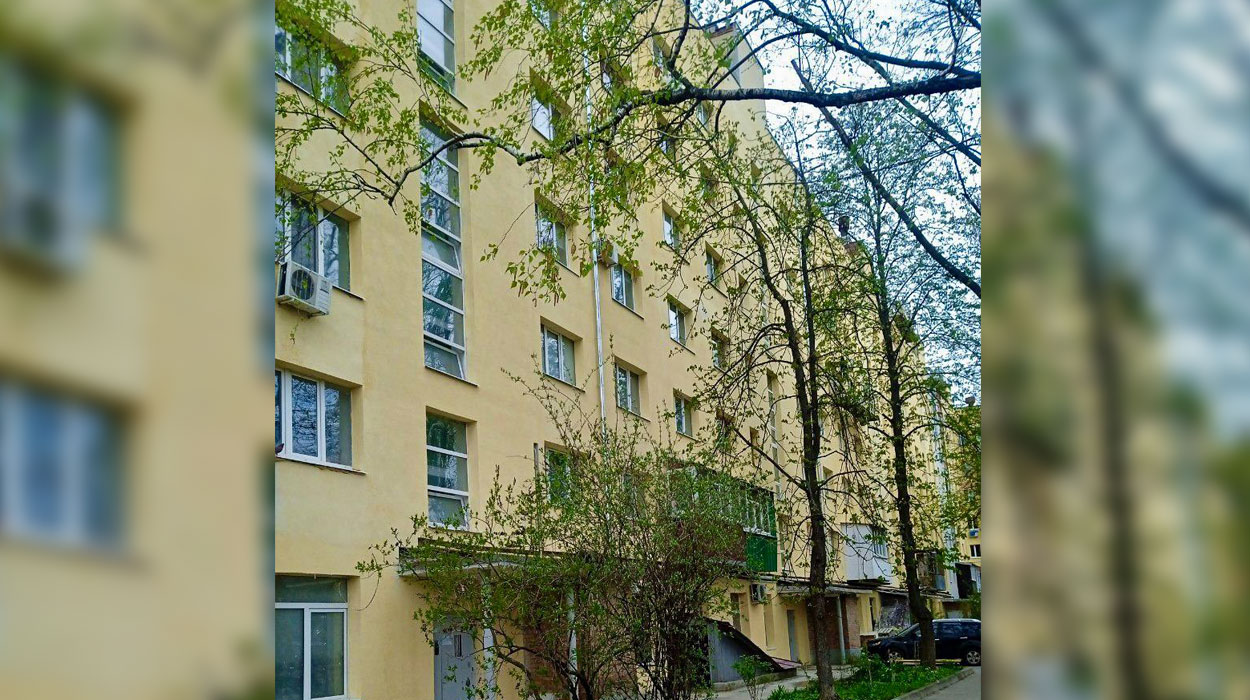 В жилом доме на улице Териховской завершают капремонт