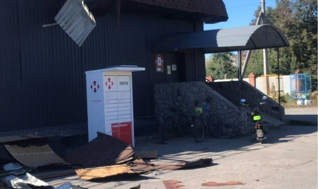 Росіяни вдарили по «Новій пошті» у Харківській області
