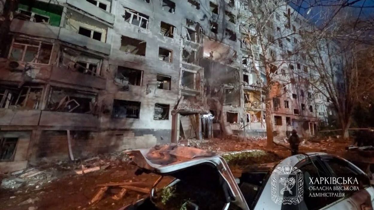 РФ в ночь на 28 сентября ударила по многоэтажке в Салтовском районе Харькова (фото, видео)