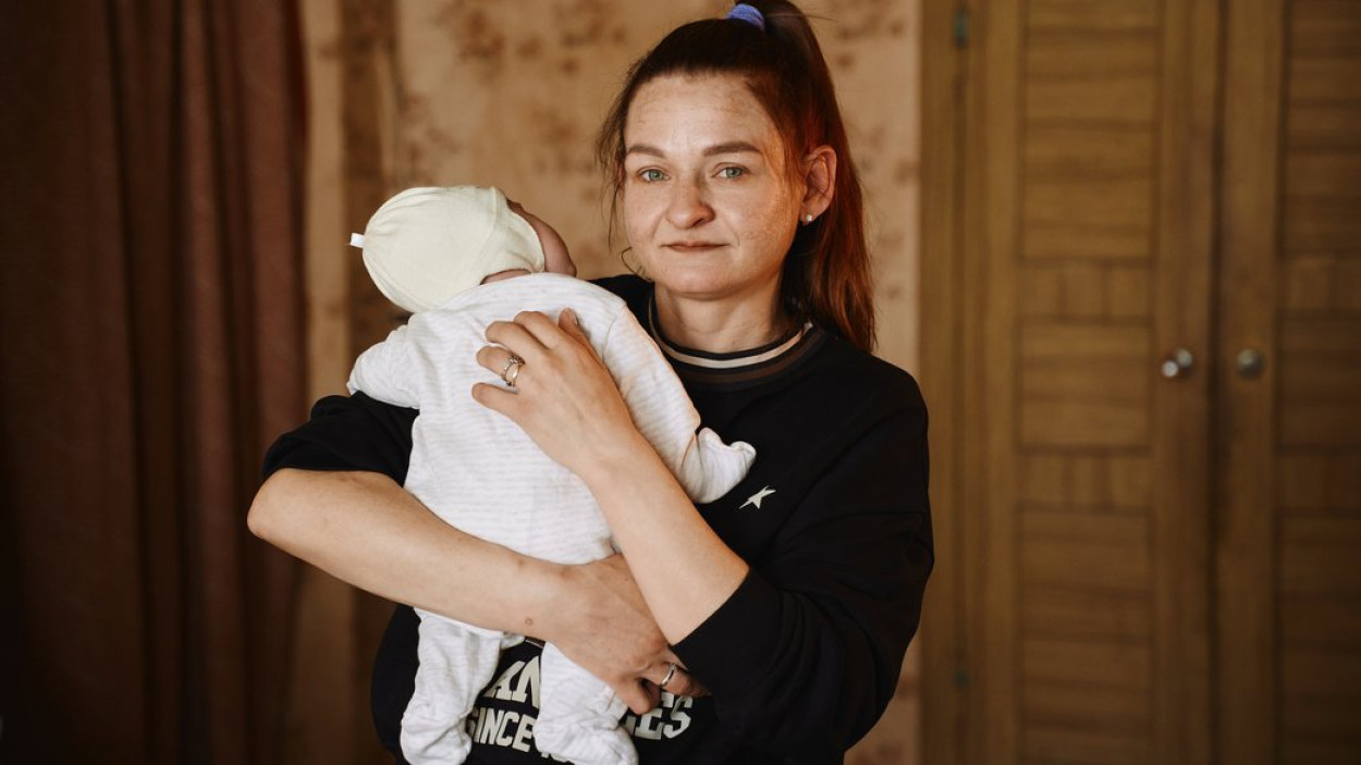 Потеряла мужа и троих детей из-за удара РФ, родила дочь и погибла в аварии: трагедия семьи из Харьковской области