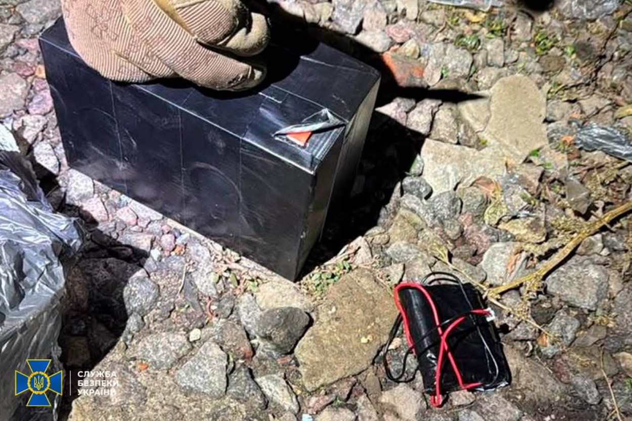 Дроны доставляли взрывчатку, а бомбы маскировали под автозапчасти: в Харькове готовились теракты